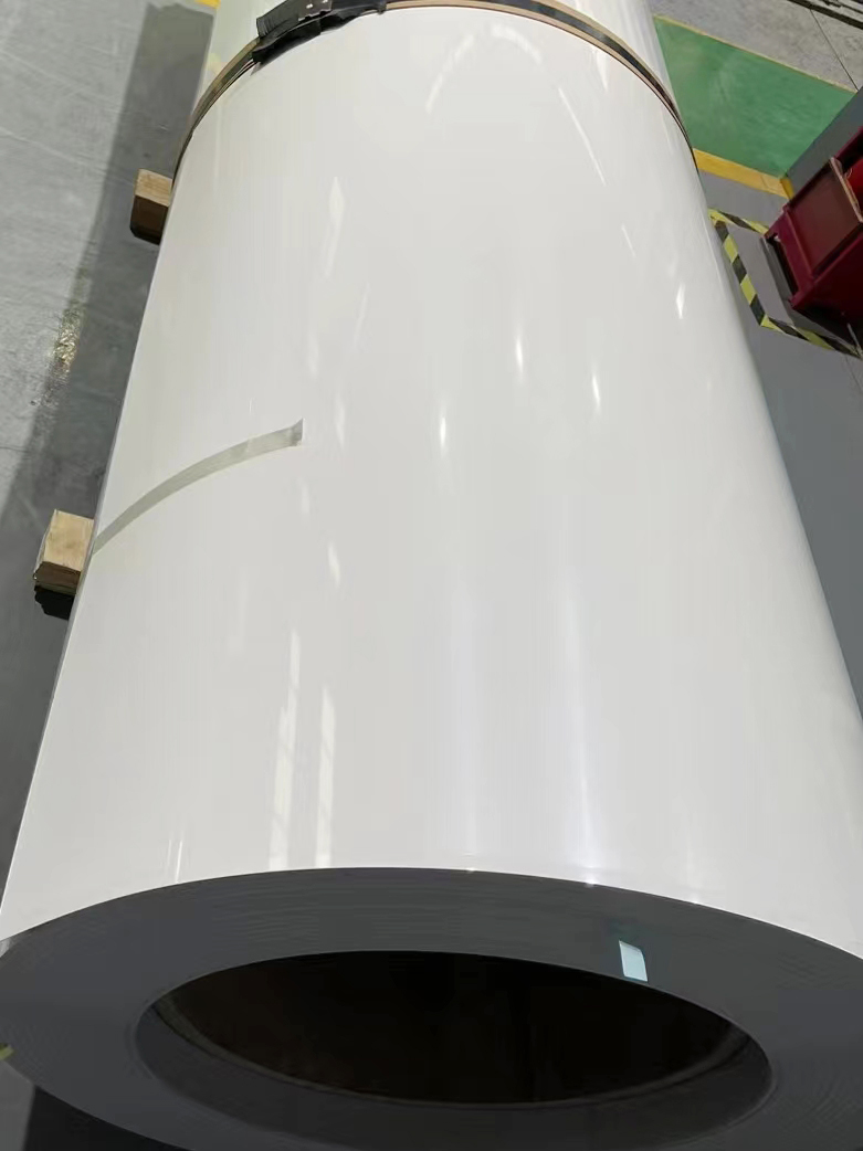 象牙白烤漆铝卷