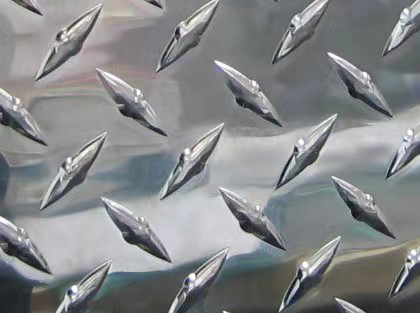 指针型花纹铝板